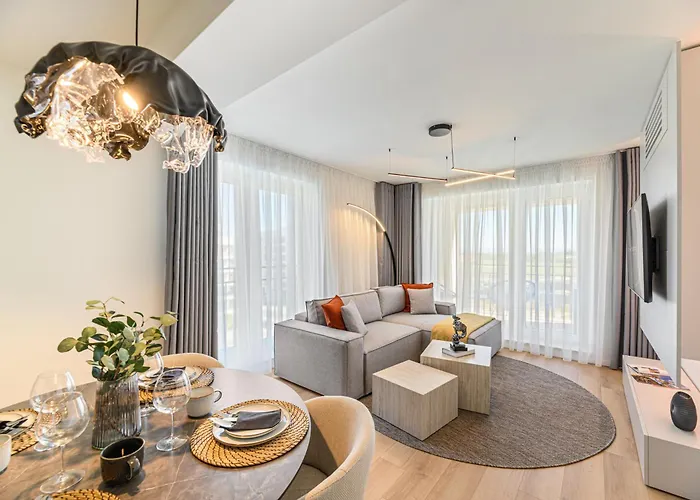 Nokturna Lyra Coresi Kasper Apartment With Parking